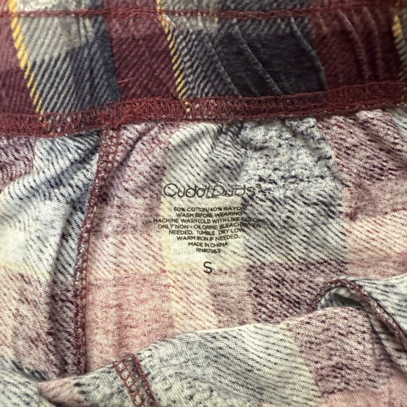 Cuddl Duds pajama set - Picture 4 of 5